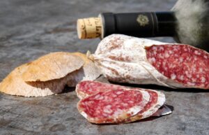 膝周りの脂肪吸引におけるダウンタイムの体験談は？